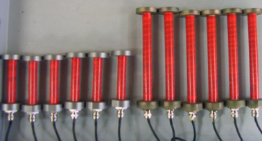 Закладные  тензометры  для  бетона  ТЗБ-100  и  ТЗБ-200  перед  упаковкой